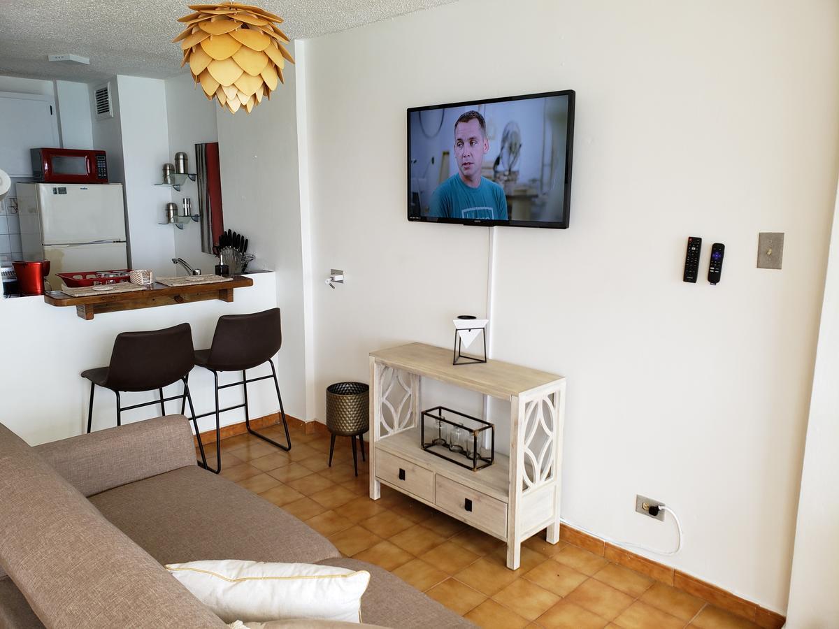 Gorgeous Beach Front Studio With Electricity Water Ac Лукильо Экстерьер фото